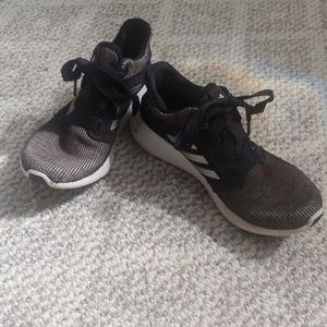 Adidas Womens Edge Lux size 6